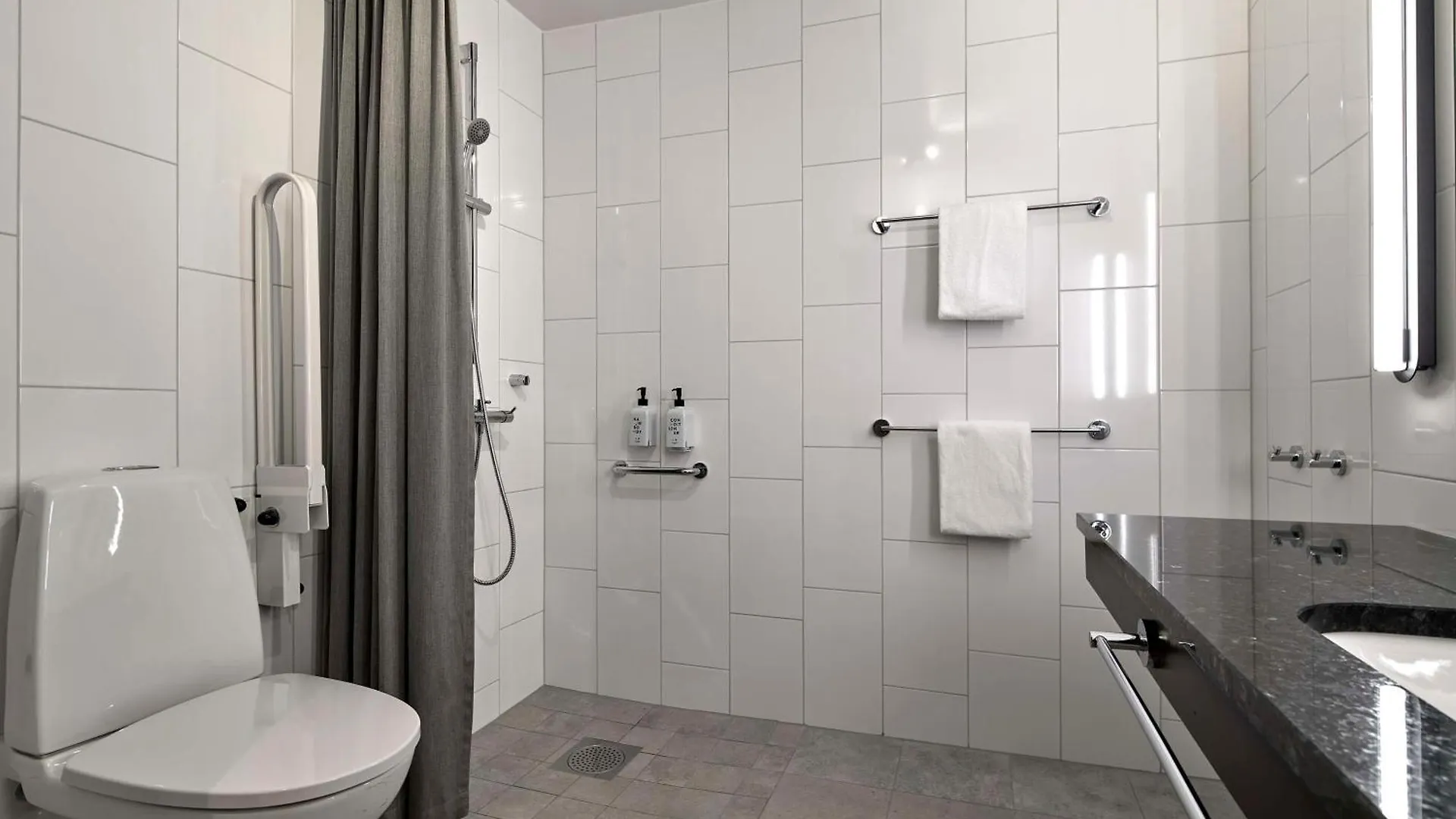 Scandic Europa Gotemburgo 4*,